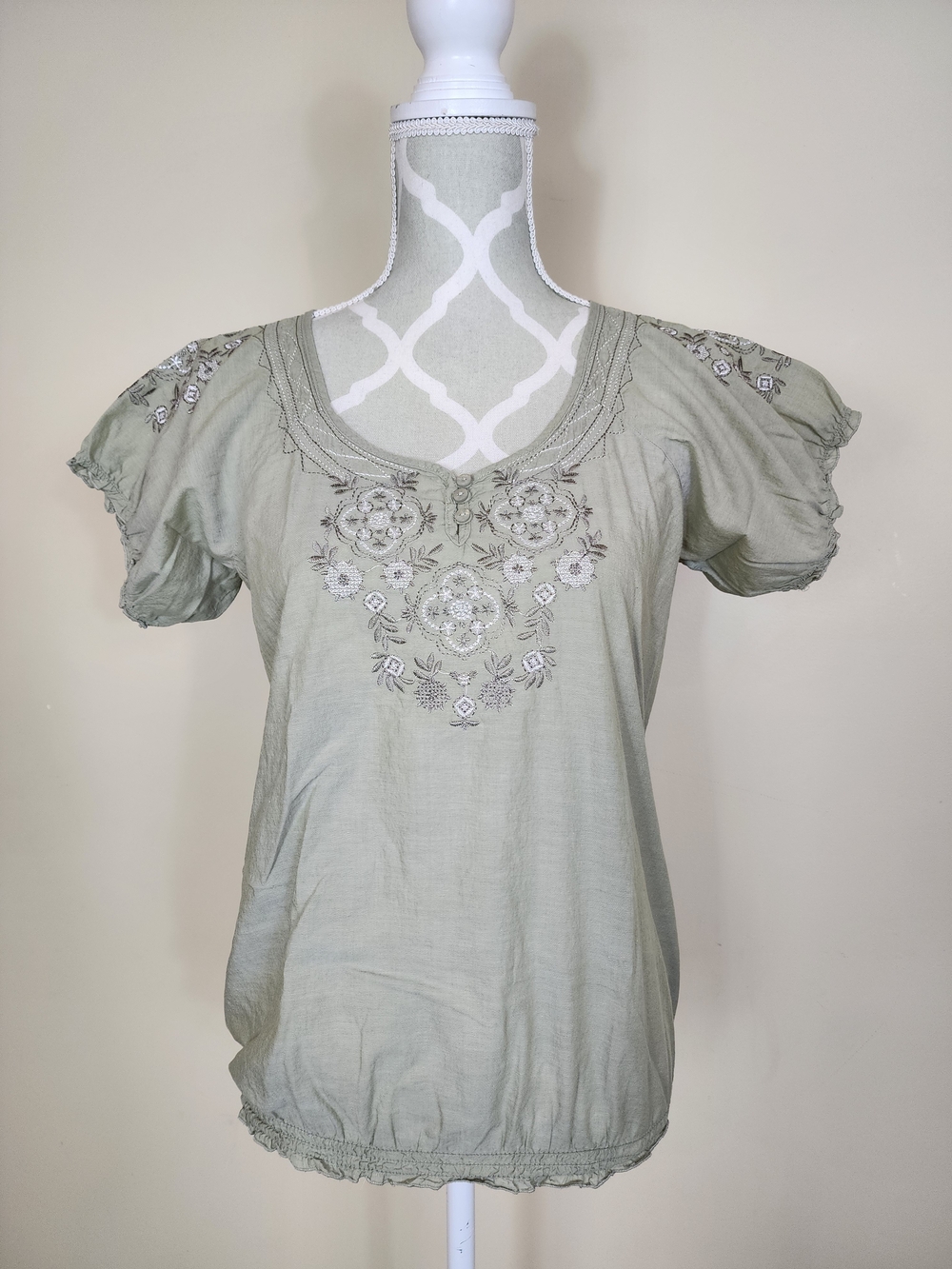 Reitmans Embroidered Peasant Blouse Sage Green Small Boho Puff Sleeve Cotton